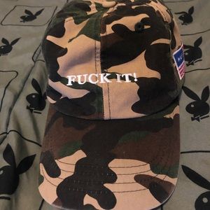 Issa hat